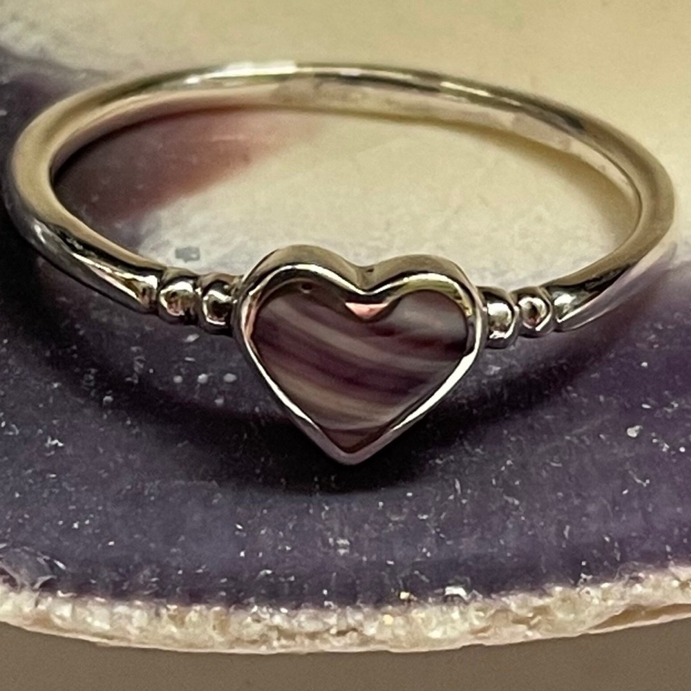 R1020 Heart quahog wampum sterling silver ring